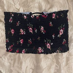 Wired black bikini top strapless size M